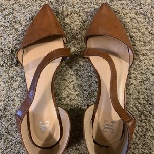 Tan slip on flats